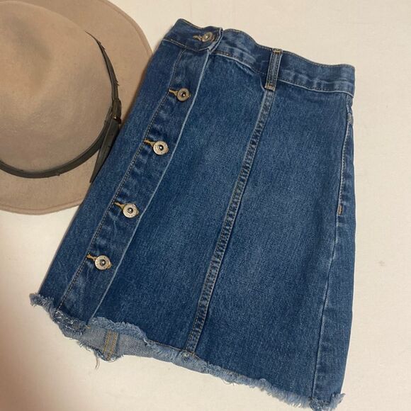 Forever 21 Denim Button Front Mini Skirt - Picture 1 of 4
